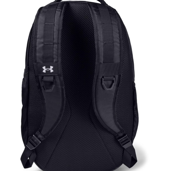 UNISEX NWT Under Armour Hustle 5.0 Waterproof Backpack Black and Silver Bag - Picture 3 of 10